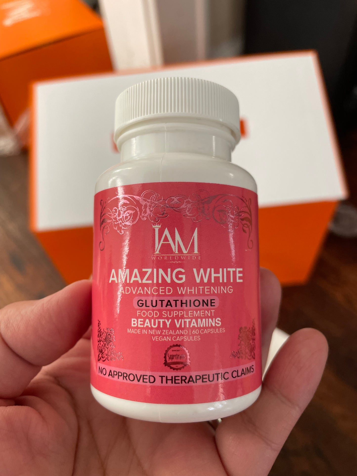 *IAM Amazing White Glutathione supplement