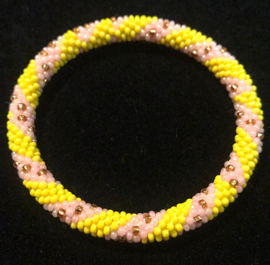 Bracelet Handmade crocheted glass beads size 7.5” yellow and pink